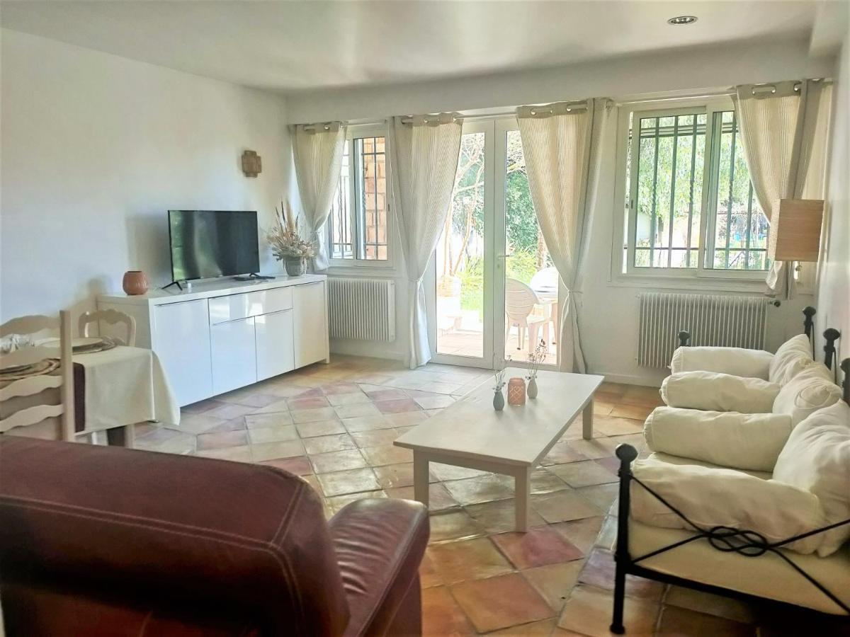 Un Brin De Paille Villa Кан сюр Мер Екстериор снимка