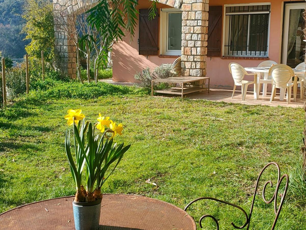 Un Brin De Paille Villa Кан сюр Мер Екстериор снимка
