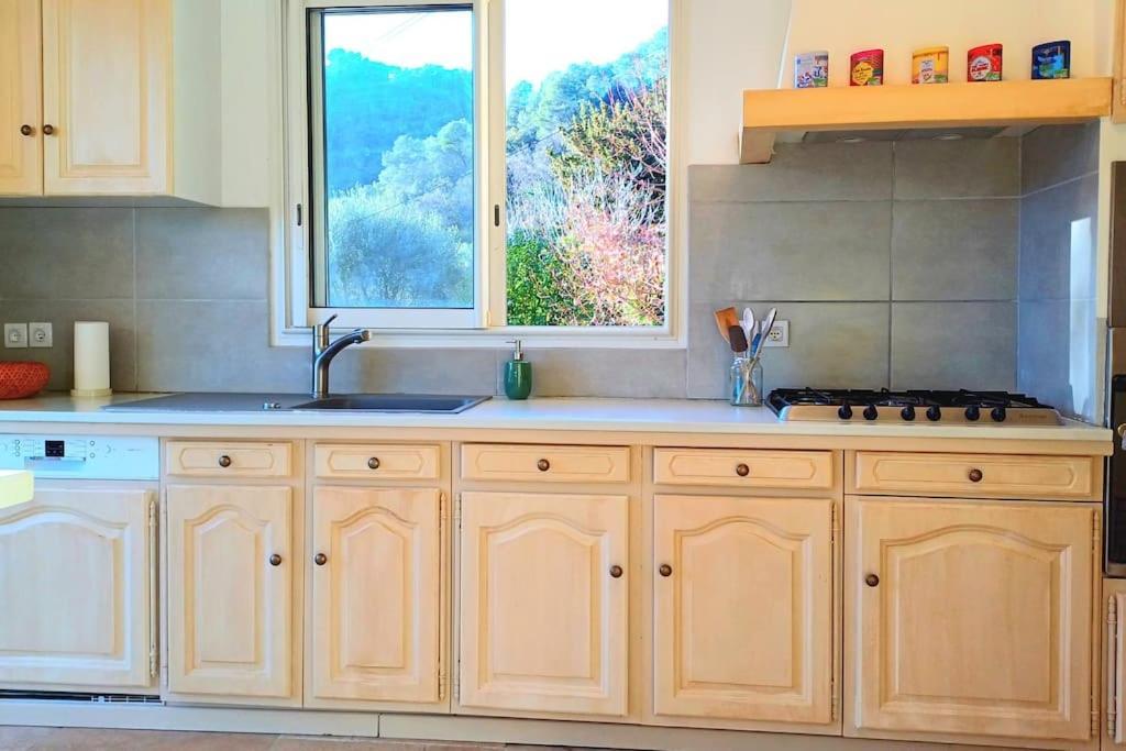 Un Brin De Paille Villa Кан сюр Мер Стая снимка